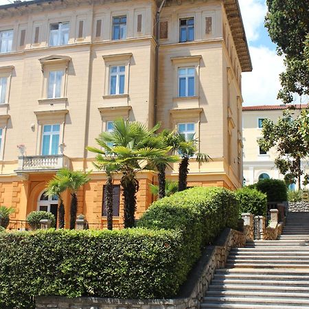 Sunny Park Opatija Apartment Exterior photo